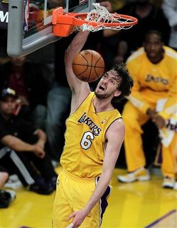 Gasol_dunk2.jpg