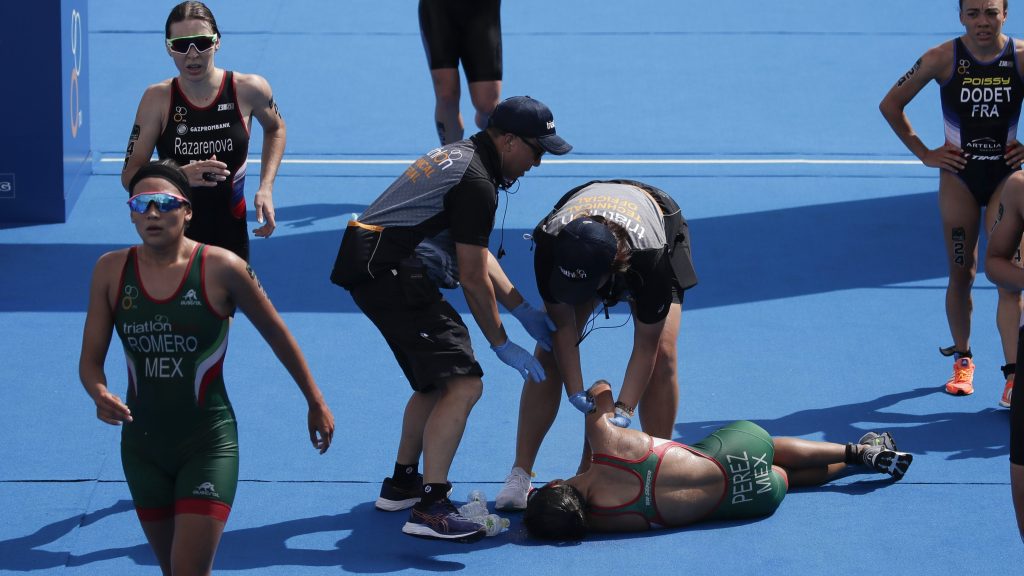 Triathlete collapses in heat