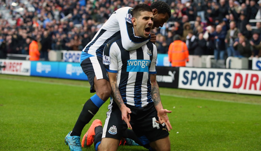 during the Barclays Premier League match between Newcastle United and West Bromwich Albion at St James' Park on February 6, 2016 in Newcastle upon Tyne, England.