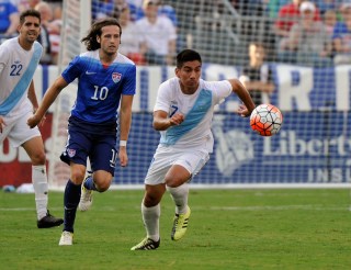 NASHVILLE, TN - JULY 03: Mix Diskerud #10 of the United States chases Jairo Arreloa #7 of Guatemala during the first half of an international friendly soccer match at Nissan Stadium on July 3, 2015 in Nashville, Tennessee. (Photo by Frederick Breedon/Getty Images)