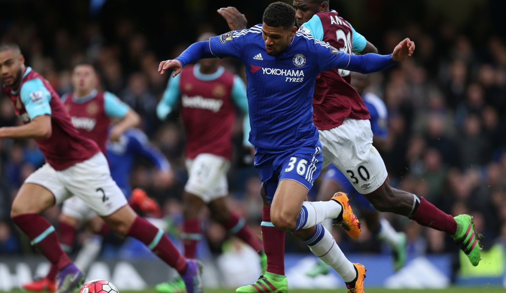LONDON, ENGLAND - MARCH 19: Ruben Loftus-Cheek of Chelsea is challenged by Michail Antonio of West Ham United resulting in a penalty during the Barclays Premier League match between Chelsea and West Ham United at Stamford Bridge on March 19, 2016 in London, United Kingdom. (Photo by Alex Morton/Getty Images)