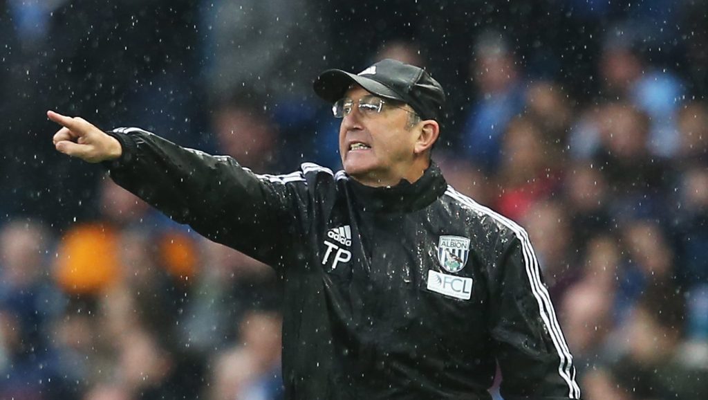 MANCHESTER, ENGLAND - APRIL 09: Tony Pulis manager of West Bromwich Albion gestures during the Barclays Premier League match between Manchester City and West Bromwich Albion at the Etihad Stadium on April 9, 2016 in Manchester, England. (Photo by Jan Kruger/Getty Images)