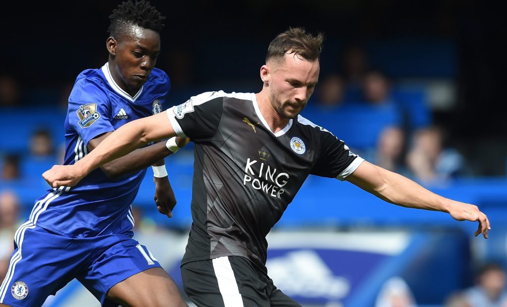 LONDON, ENGLAND - MAY 15: Danny Drinkwater of Leicester City is closed down by Bertrand Traore of Chelsea during the Barclays Premier League match between Chelsea and Leicester City at Stamford Bridge on May 15, 2016 in London, England. (Photo by Michael Regan/Getty Images)