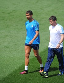 MADRID, SPAIN - MAY 24: Cristiano Ronaldo of Real Madrid leaves the team training session after getting injured during the Real Madrid Open Media Day ahead of the UEFA Champions League Final against Club Atletico Madrid at Valdebebas training ground on May 24, 2016 in Madrid, Spain. (Photo by Denis Doyle/Getty Images)