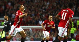 MANCHESTER, ENGLAND - AUGUST 19: Zlatan Ibrahimovic of Manchester United celebrates scoring the opening goal during the Premier League match between Manchester United and Southampton at Old Trafford on August 19, 2016 in Manchester, England. (Photo by Michael Steele/Getty Images)