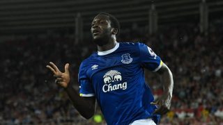 SUNDERLAND, ENGLAND - SEPTEMBER 12:  Romelu Lukaku of Everton celebrates as he scores their third goal and completes his hat trick during the Premier League match between Sunderland and Everton at Stadium of Light on September 12, 2016 in Sunderland, England.  (Photo by Stu Forster/Getty Images)
