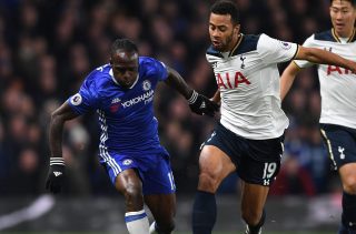 LONDON, ENGLAND - NOVEMBER 26: Victor Moses of Chelsea and Mousa Dembele of Tottenham Hotspur compete for the ball during the Premier League match between Chelsea and Tottenham Hotspur at Stamford Bridge on November 26, 2016 in London, England. (Photo by Shaun Botterill/Getty Images)