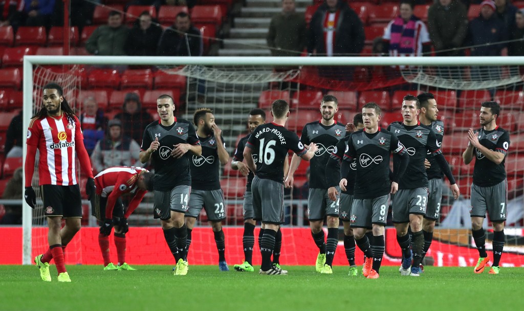 SUNDERLAND, ENGLAND - FEBRUARY 11: Southampton players celebrate their win in the Premier League match between Sunderland and Southampton at Stadium of Light on February 11, 2017 in Sunderland, England. (Photo by Ian MacNicol/Getty Images)