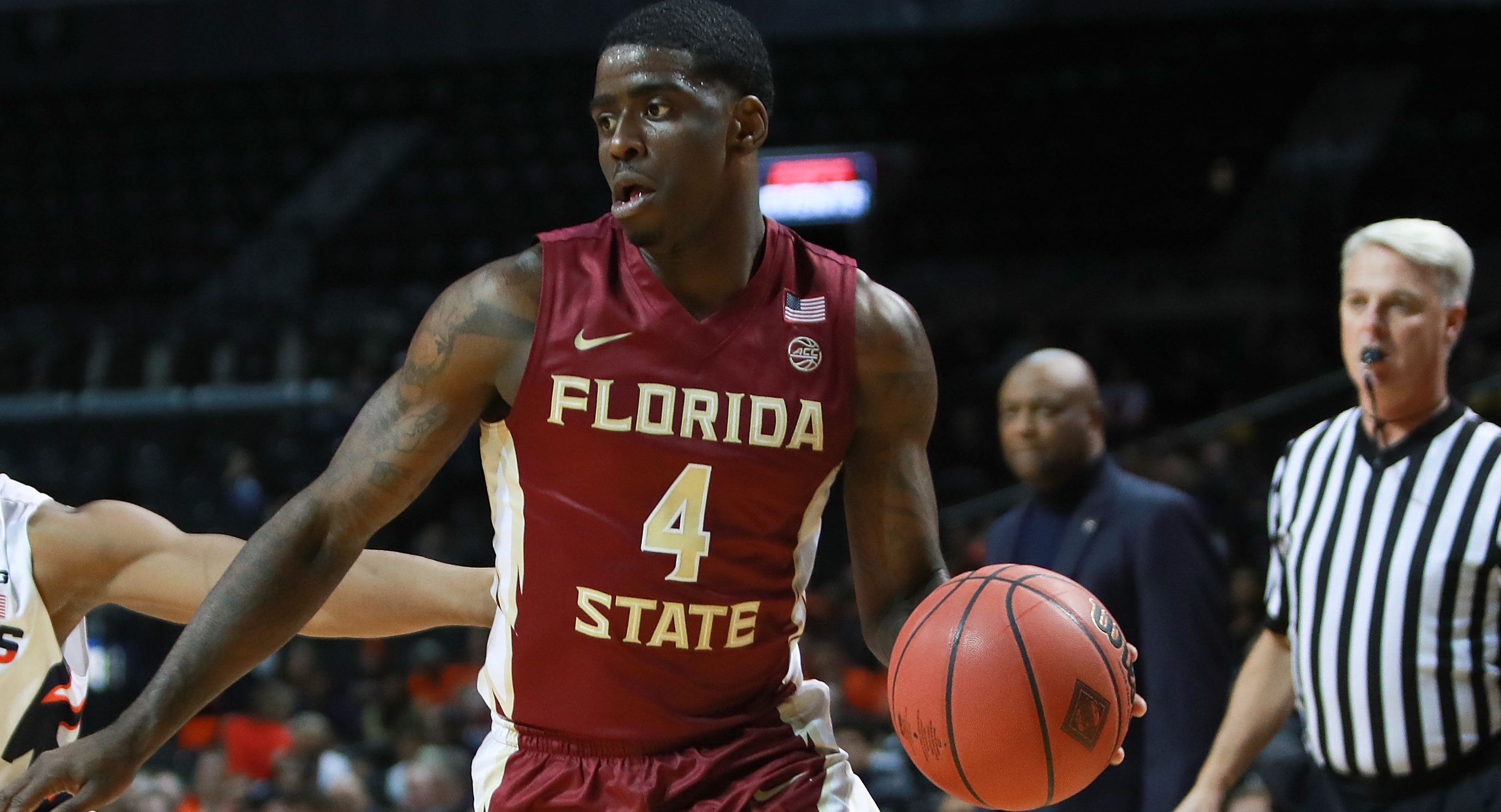 NEW YORK, NY - NOVEMBER 25: Dwayne Bacon #4 of the Florida State Seminoles drives to the basket against the Illinois Fighting Illiniin the second half during the consolation game of the NIT Season Tip-Off at Barclays Center on November 25, 2016 in the Brooklyn borough of New York City. (Photo by Michael Reaves/Getty Images)